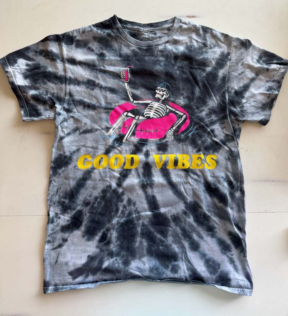 Call Your Mother Good Vibes Tie Dye Skeleton Graphic T-Shirt Large
